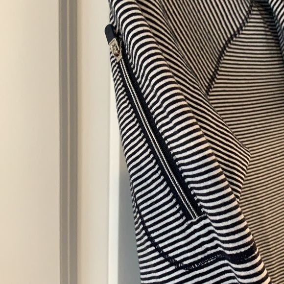 Athleta sweatshirt - Picture 6 of 6